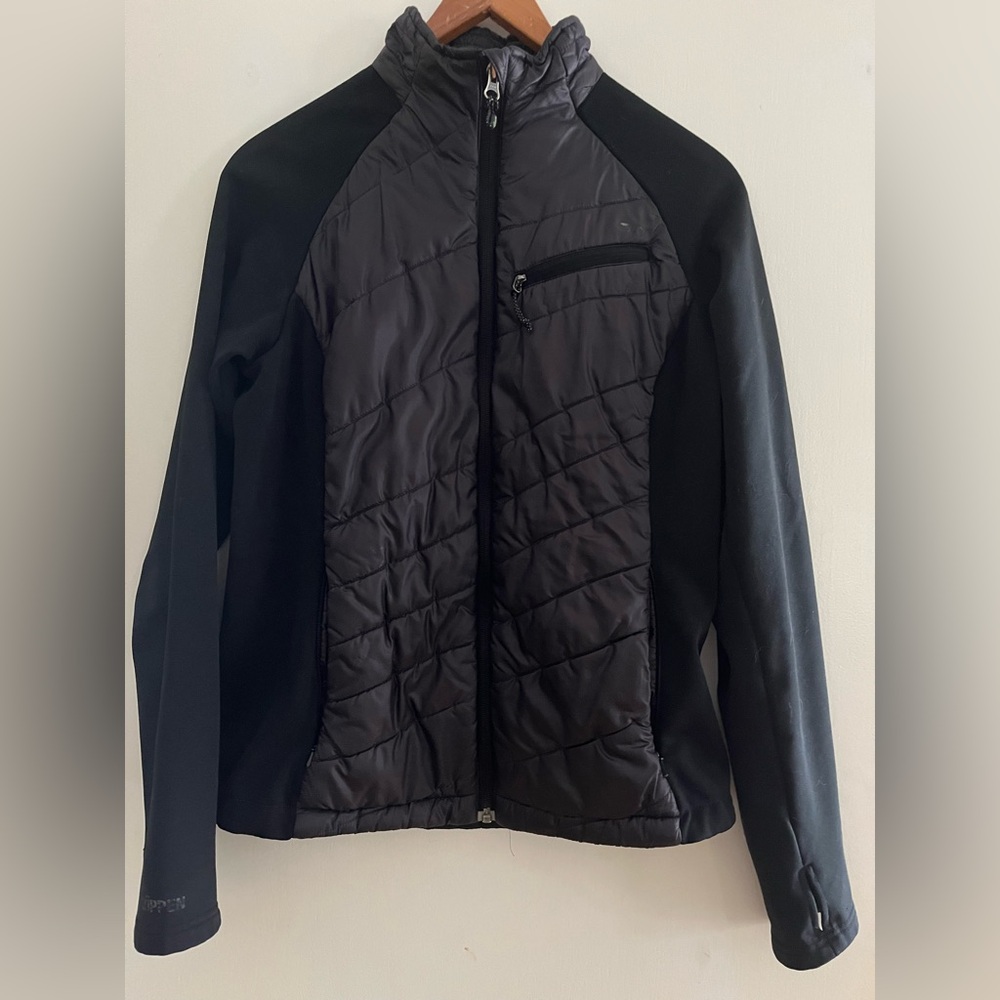 Köppen women's black quilted softshell jacket.Size S